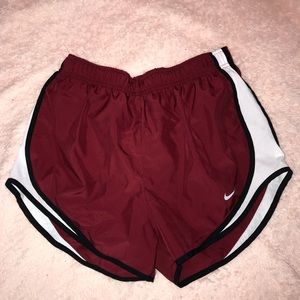 LAST CHANCE Women’s red and white nike shorts